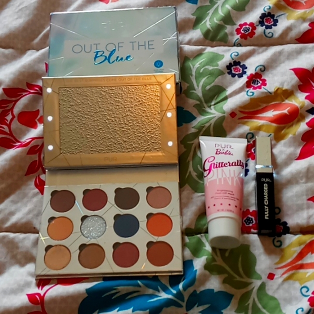 Pur makeup & skincare bundle